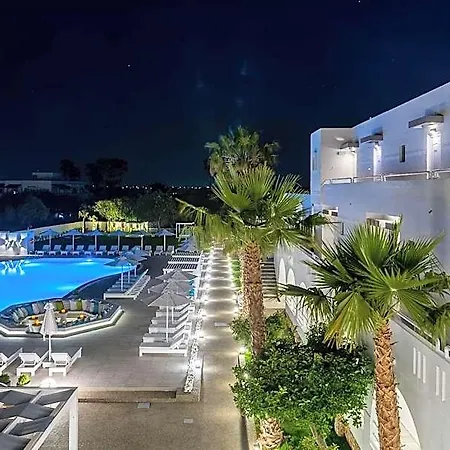 Gaia In Style - Adults Only 3*