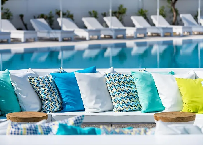 Gaia In Style - Adults Only