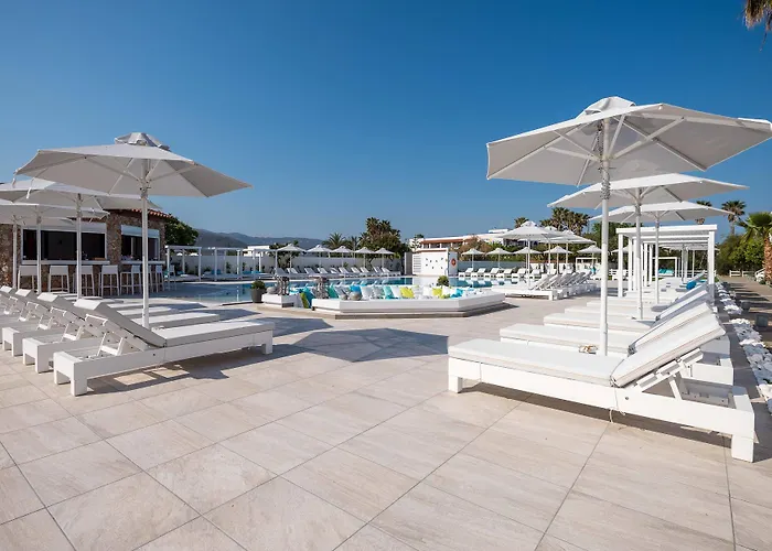 Gaia In Style - Adults Only